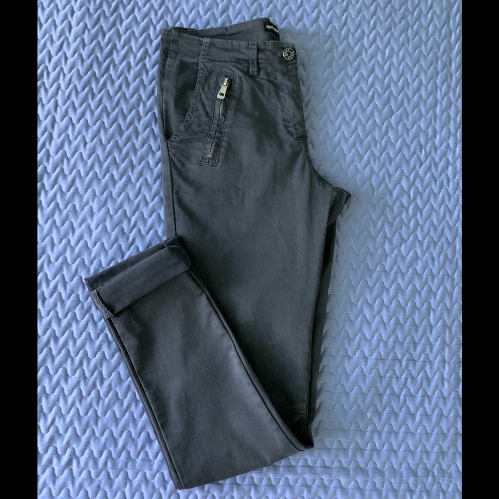 Pants. Chic & Modern, Casual & Sporty.